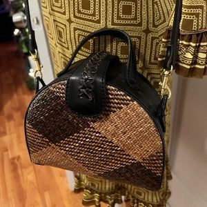 Vintage brown black cross body bag!